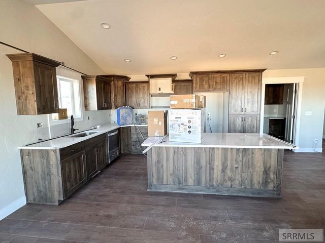 3867 E Walnut Way, Rigby, ID 83442