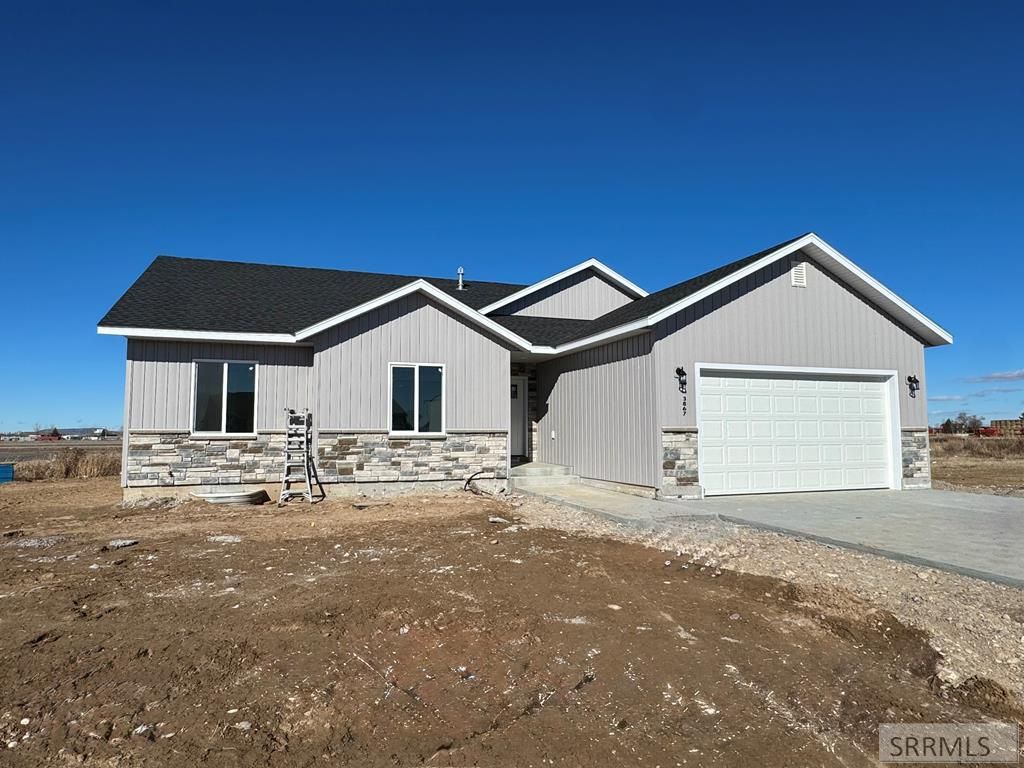 3867 E Walnut Way, Rigby, ID 83442