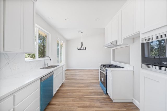 5450 Dunn Ct, Catheys Valley, CA 95306