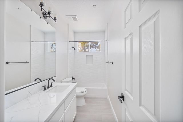 5450 Dunn Ct, Catheys Valley, CA 95306