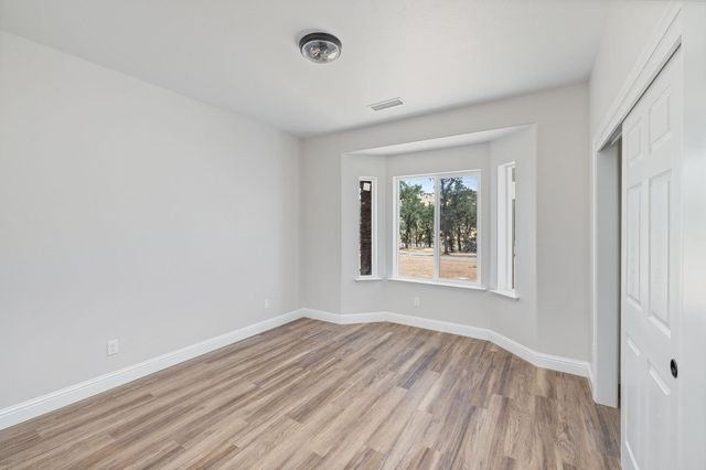 5450 Dunn Ct, Catheys Valley, CA 95306