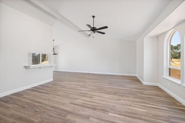 5450 Dunn Ct, Catheys Valley, CA 95306