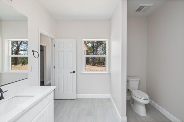 5450 Dunn Ct, Catheys Valley, CA 95306