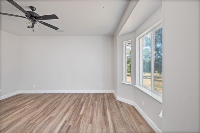 5450 Dunn Ct, Catheys Valley, CA 95306