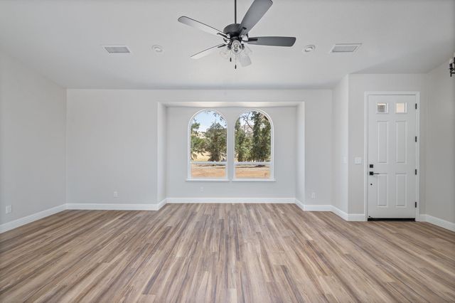 5450 Dunn Ct, Catheys Valley, CA 95306