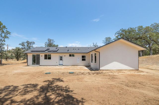 5450 Dunn Ct, Catheys Valley, CA 95306