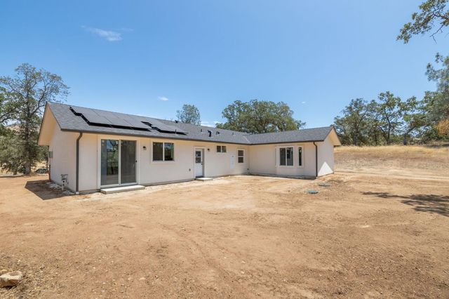 5450 Dunn Ct, Catheys Valley, CA 95306