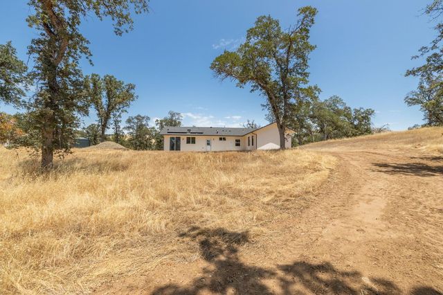 5450 Dunn Ct, Catheys Valley, CA 95306