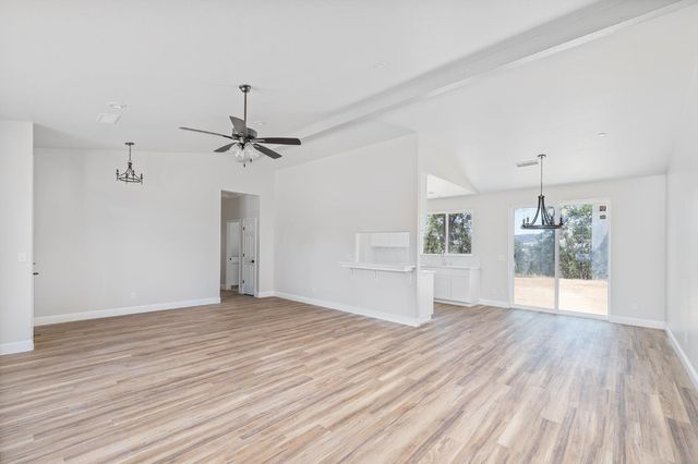 5450 Dunn Ct, Catheys Valley, CA 95306