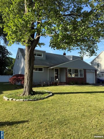 261 Greve Drive, New Milford, NJ 07646