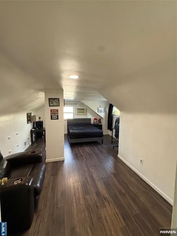 261 Greve Drive, New Milford, NJ 07646