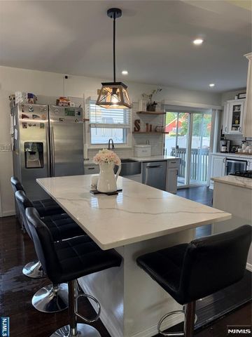 261 Greve Drive, New Milford, NJ 07646