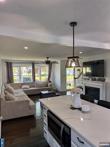 261 Greve Drive, New Milford, NJ 07646