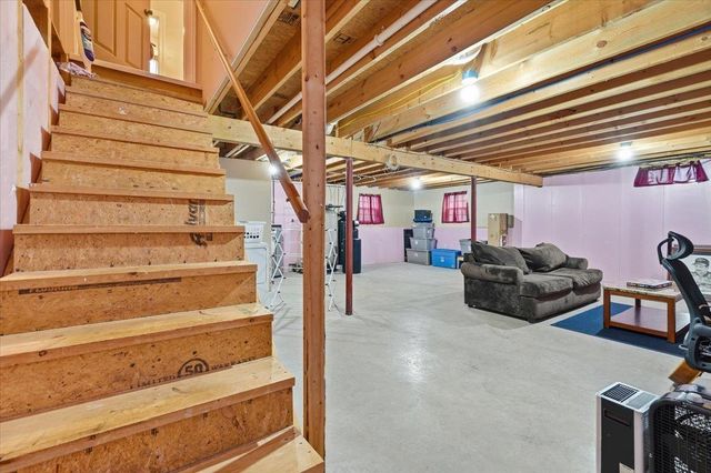 50 Ouellet Drive, St. Albans City, VT 05478