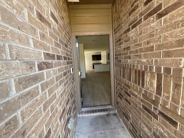 172 Allington CIR, Jarrell, TX 76537