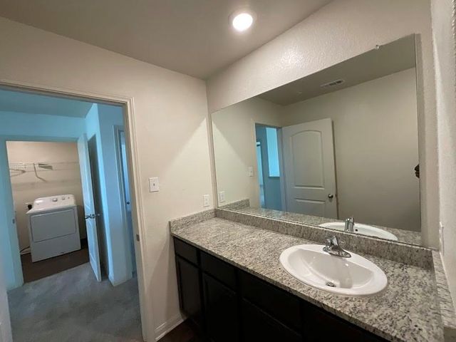 172 Allington CIR, Jarrell, TX 76537