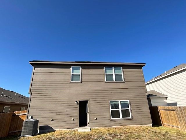 172 Allington CIR, Jarrell, TX 76537