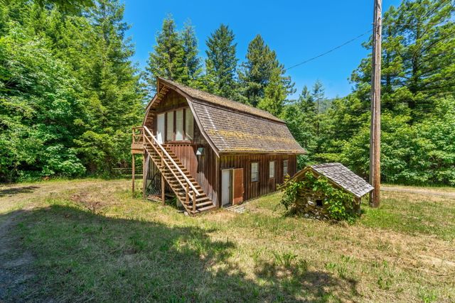 1174 Cummings Creek Road, Carlotta, CA 95528