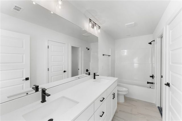 6002 SW Bear Creek Avenue, Bentonville, AR 72713