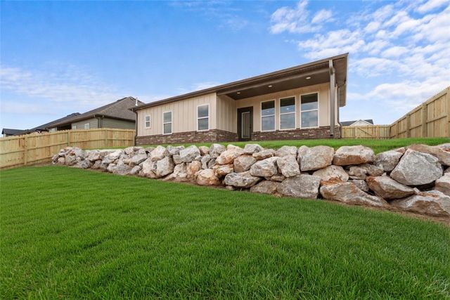 6002 SW Bear Creek Avenue, Bentonville, AR 72713
