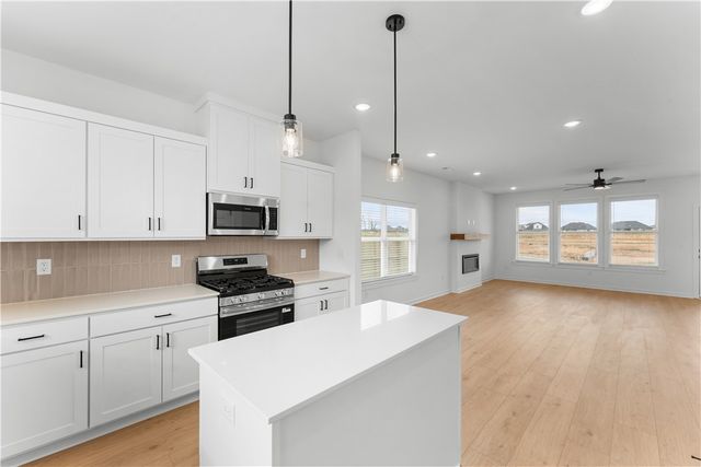 6002 SW Bear Creek Avenue, Bentonville, AR 72713
