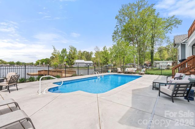 1786 Riverview Road, Lexington, NC 27292