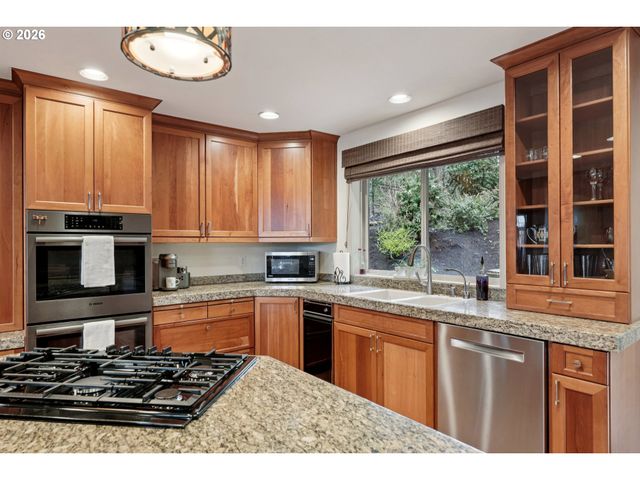 281 Se 41ST Ct, Gresham, OR 97080