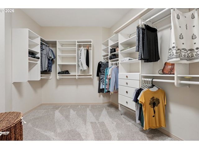 281 Se 41ST Ct, Gresham, OR 97080