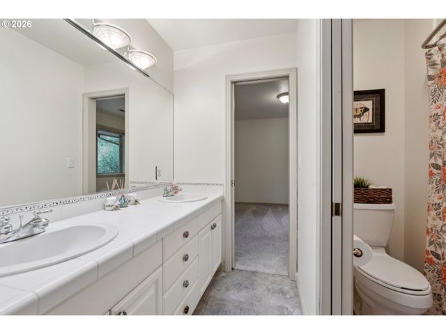 281 Se 41ST Ct, Gresham, OR 97080