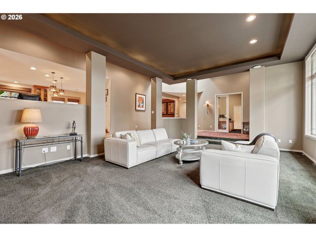 281 Se 41ST Ct, Gresham, OR 97080