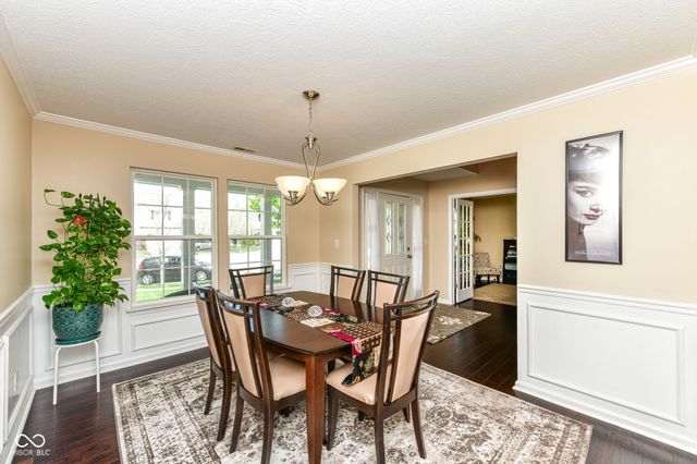 11141 Craycroft Court, Fishers, IN 46038