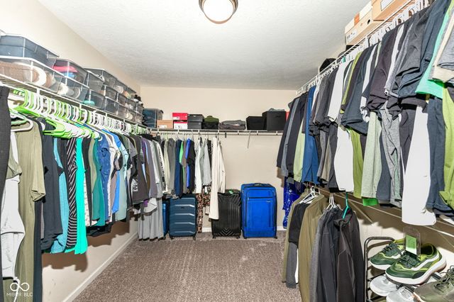 11141 Craycroft Court, Fishers, IN 46038