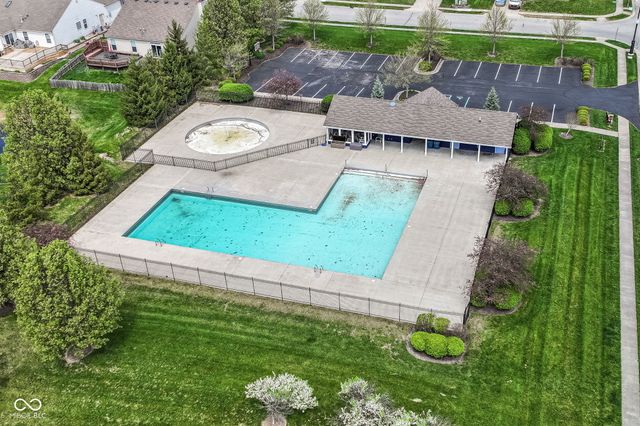 11141 Craycroft Court, Fishers, IN 46038