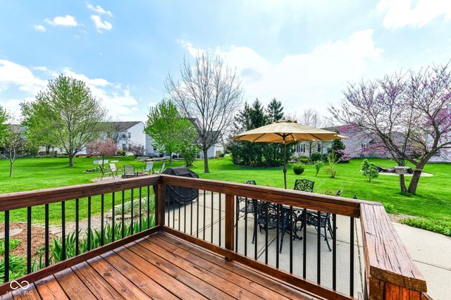 11141 Craycroft Court, Fishers, IN 46038
