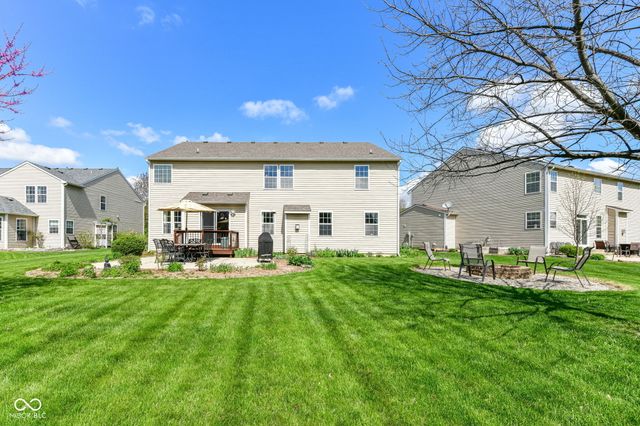 11141 Craycroft Court, Fishers, IN 46038