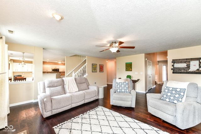 11141 Craycroft Court, Fishers, IN 46038