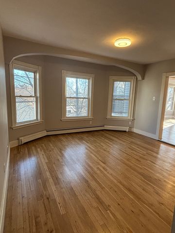 713 Metropolitan Ave 2, Boston, MA 02136
