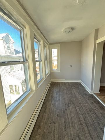 713 Metropolitan Ave 2, Boston, MA 02136