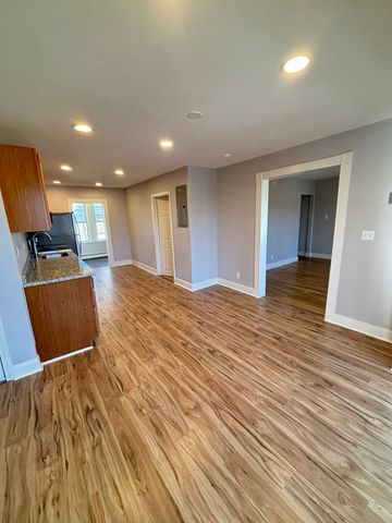 713 Metropolitan Ave 2, Boston, MA 02136