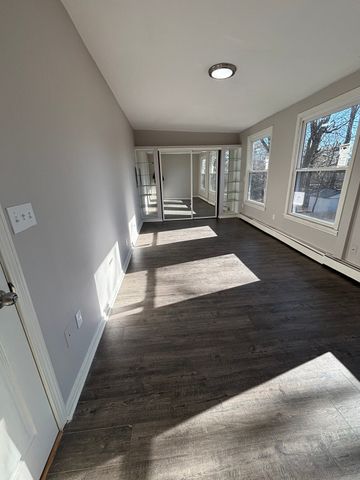 713 Metropolitan Ave 2, Boston, MA 02136