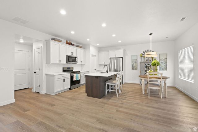 3504 W 4200 S, West Haven, UT 84401