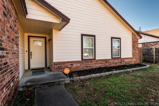 4403 W Madison Place, Broken Arrow, OK 74012