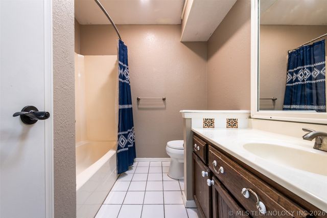 4403 W Madison Place, Broken Arrow, OK 74012