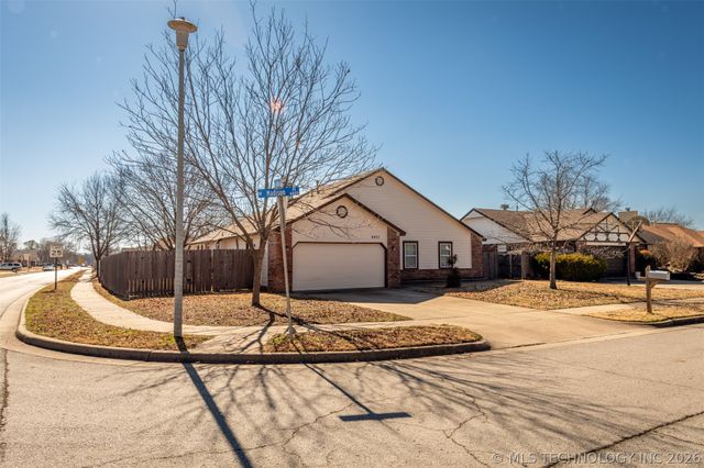 4403 W Madison Place, Broken Arrow, OK 74012