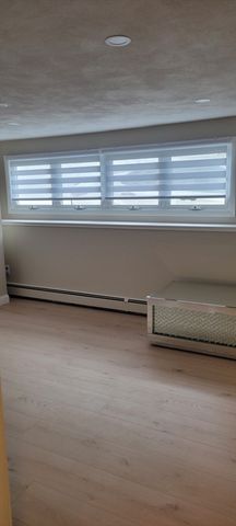 69 Nyack B, Watertown, MA 02472