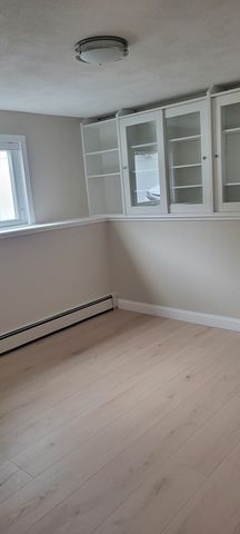 69 Nyack B, Watertown, MA 02472