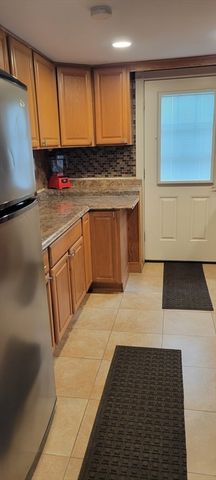 69 Nyack B, Watertown, MA 02472