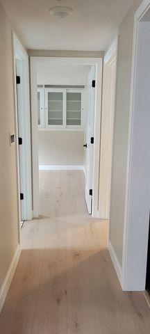 69 Nyack B, Watertown, MA 02472