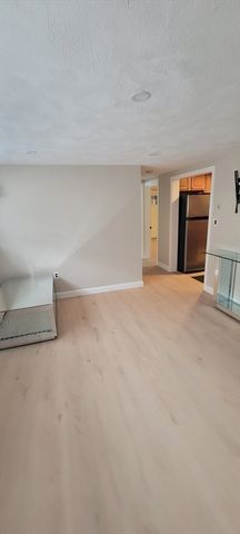 69 Nyack B, Watertown, MA 02472