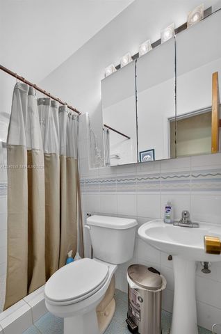 11405 SW 32nd Street, Miami, FL 33165